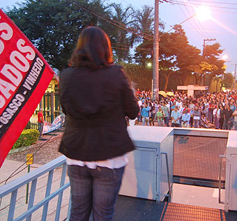 Farmacêuticos: Assembleias movimentam campanha salarial 2011 Farmacêuticos: Assembleias movimentam campanha salarial 2011