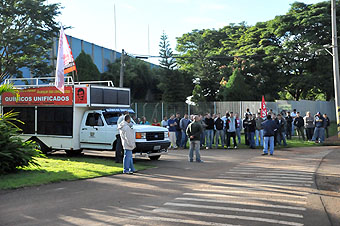 Assembleia na Invista exige cumprimento do acordo coletivo (07abril10)