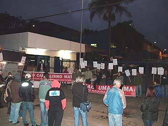  	Ato em frente a Sedna, por morte de trabalhador (30/09/09)