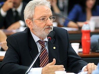 El Diputado Iván Valente (PSOL) expresó que la defensa de los derechos es una prioridad
