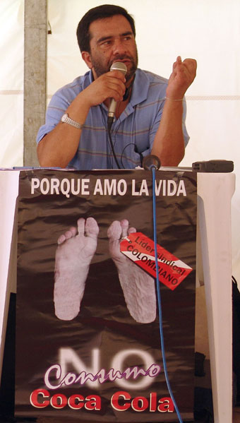  	Edgard Páez, dirigente do Sinaltrainal ameaçado de morte, durante atividade no Fórum Social Mundial (FSM) em Porto Alegre/RS