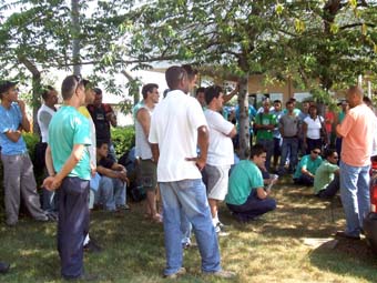 Assembléia de mobilização da campanha salarial 2007/2008, na Amanco, em Sumaré (14/09/07)