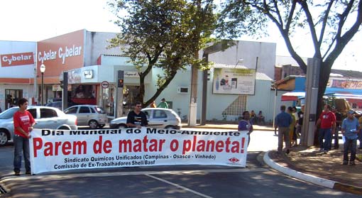Em comemoração ao Dia Mundial do Meio Ambiente, Unificados fez ato no centro de Paulínia/SP, cidade tida como uma das mais poluídas do planeta (05/06/2008)