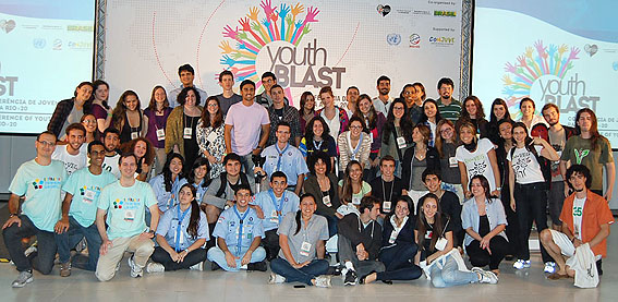 Congresso Internacional da Juventude e a Youth Blast (Explosão da Juventude)
