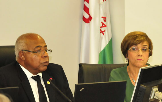 O ministro-presidente do TST Carlos Alberto Reis de Paula e a ministra relatora Delaide Miranda Arantes