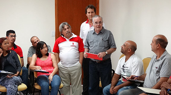 Cardona, dirigente da Federação Sindical Mundial, na atividade pelo Dia Internacional de Luta Contra a LER/DORT, na Regional Campinas do Unificados